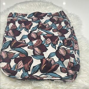 LOFT Floral Skirt with Burgundy and Teal Accents Size 6